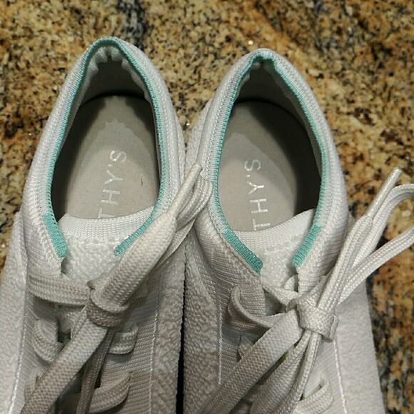 Rothy's The Lace Up Tennis Shoe Sneaker Size 7 Nice Condition Terry Cloth Soft - Picture 11 of 12